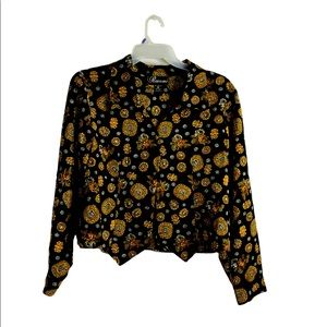 Woman’s Resume Blouse